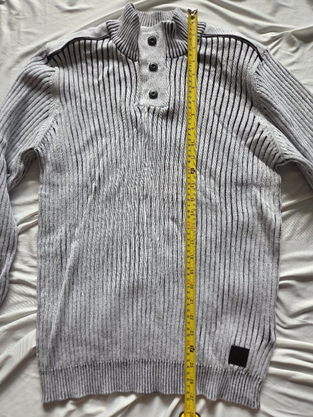 Guess Kwan Rib-Knit Ribbed Mock Neck Button Up Sweater - Picture 3 of 6
